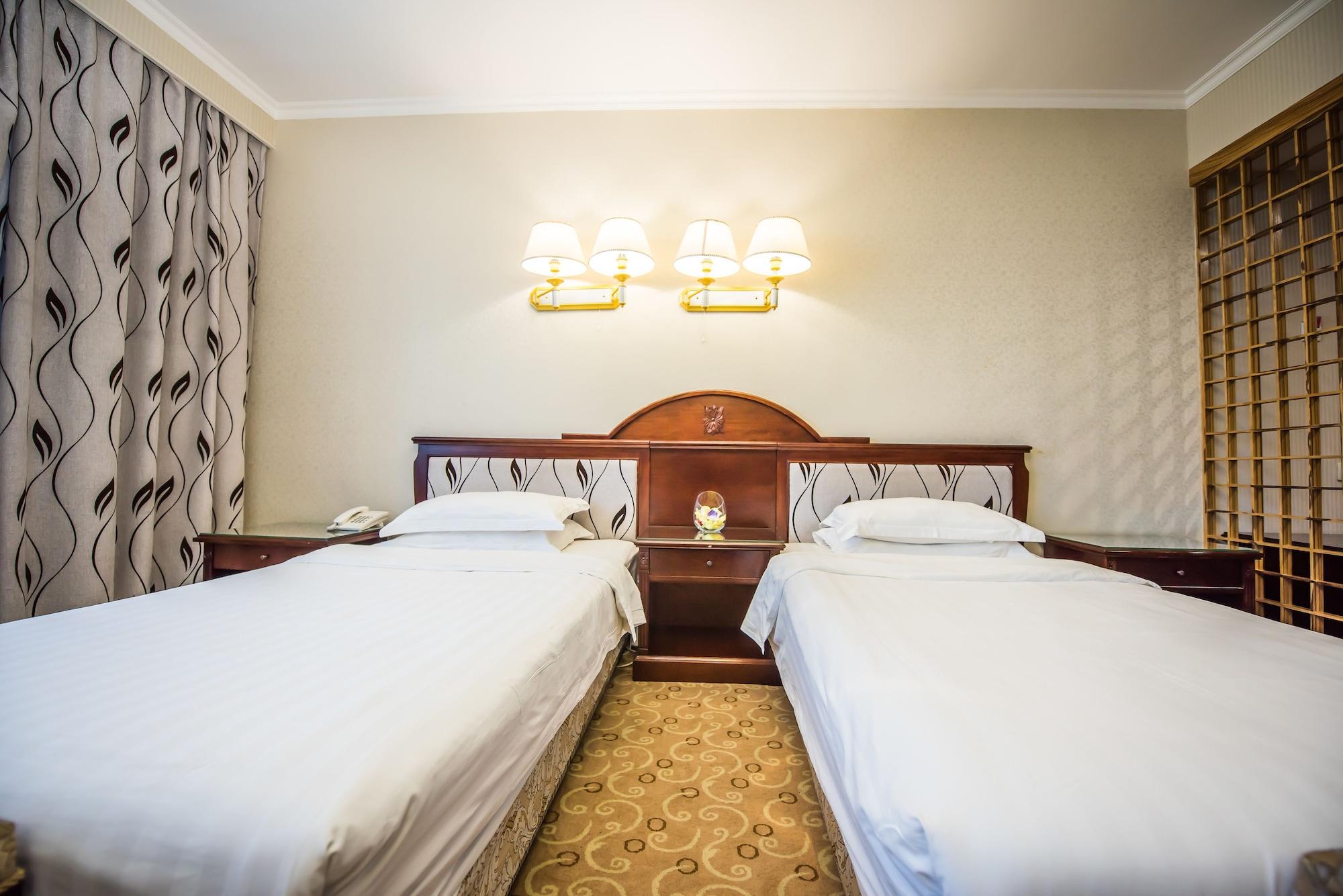 G Empire Hotel Astana Eksteriør billede